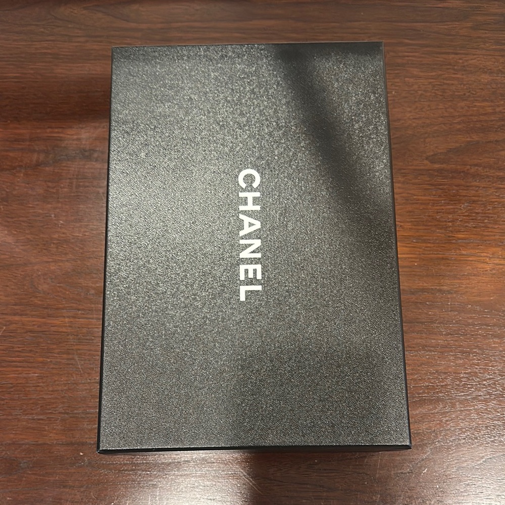 CHANEL Black Classic Shoes box